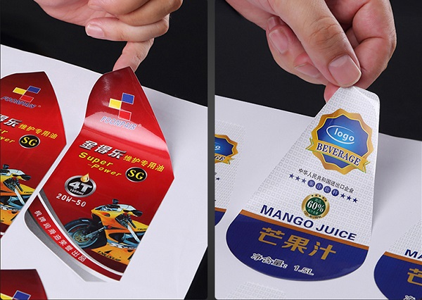 Chất liệu in bằng decal nhựa